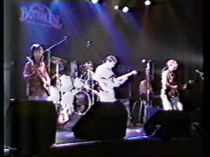 ボトムのステージ