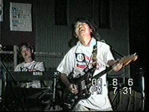 タオルがカッコワリィ〜。