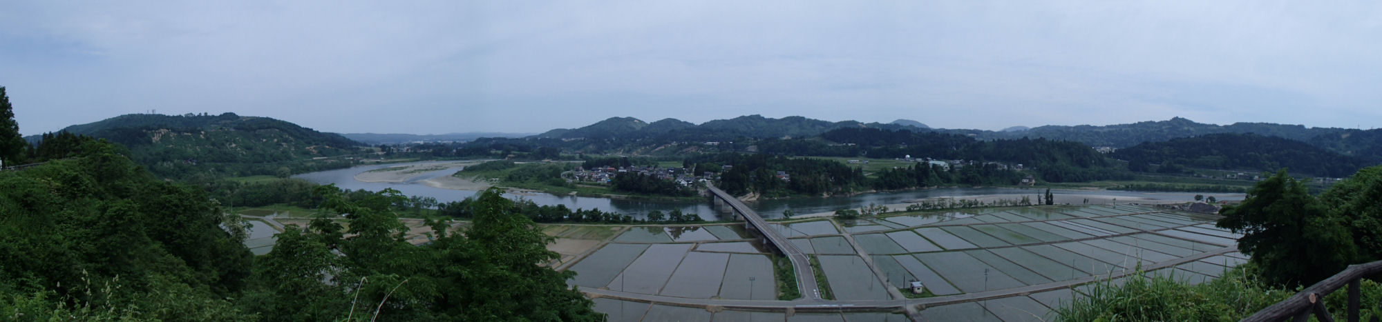 �z�����T�[�r�X�G���A������W�]�䂩��M�Z���]�� 